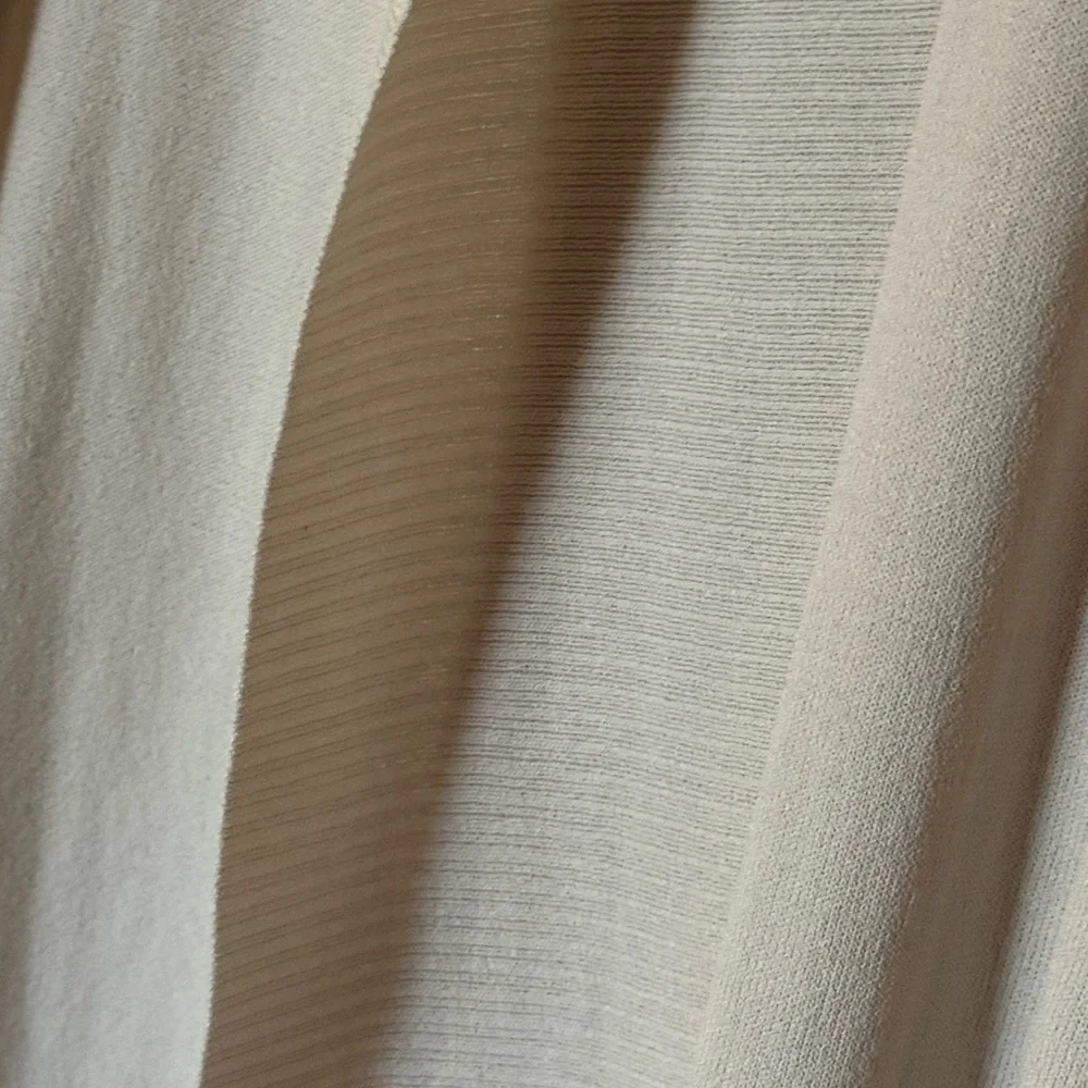 Beautiful Winter White Alfani open Front Long(er) Cardigan - Picture 5 of 5